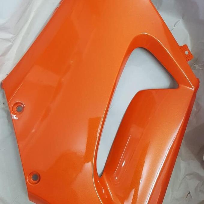 Cover Cowl Middle R Vering Tengah Kanan Cbr 150 Old Original  Sale