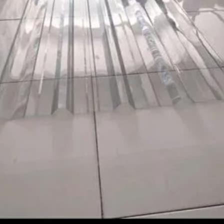 Lunalite Atap Gelombang Spandek Penerangan Fiber Glass Lebar Efektif 1M untuk Penerangan dengan Span