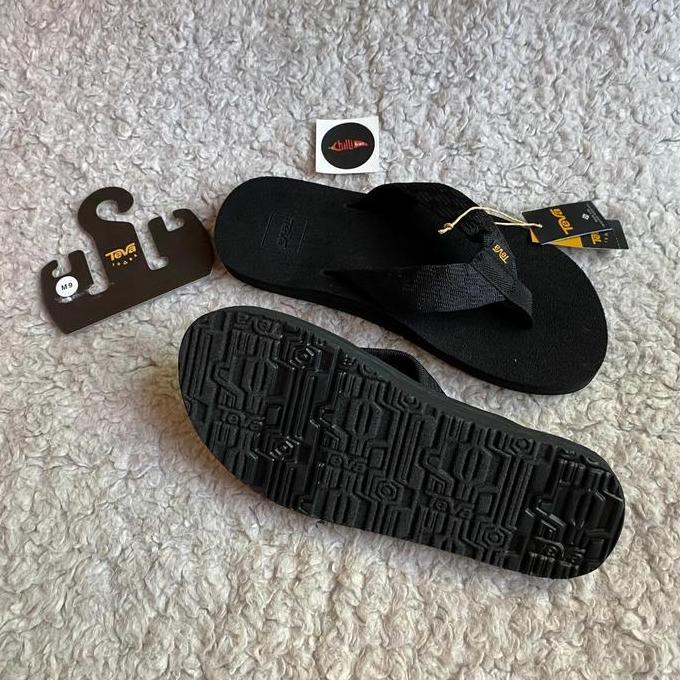 New  Teva Mush II Men Sandals - Size 42