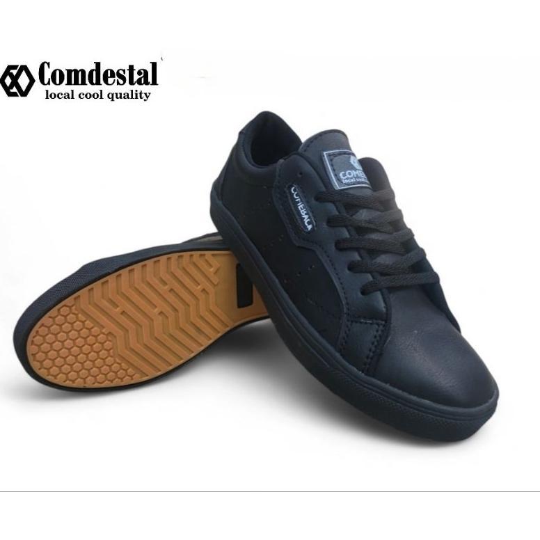 sepatu kasual hitam polos pria wanita sepatu kulit kerja