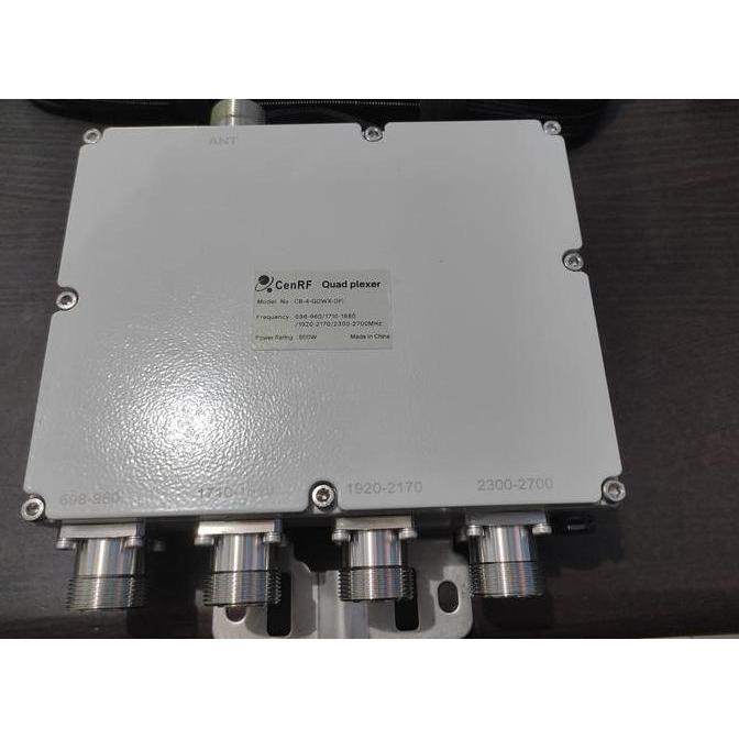 Quadplexer combiner 4in 1out / combiner 4 in 1 out Cenrf