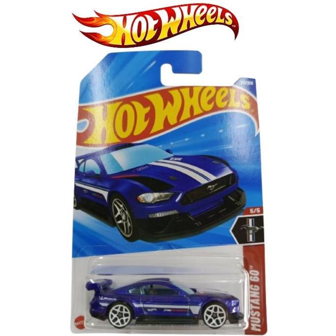 Hot Wheels Custom 18 Ford Mustang GT Biru Mustang 60