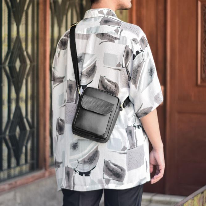 Como Black Sling Bag Tas Selempang From The Daily Smith