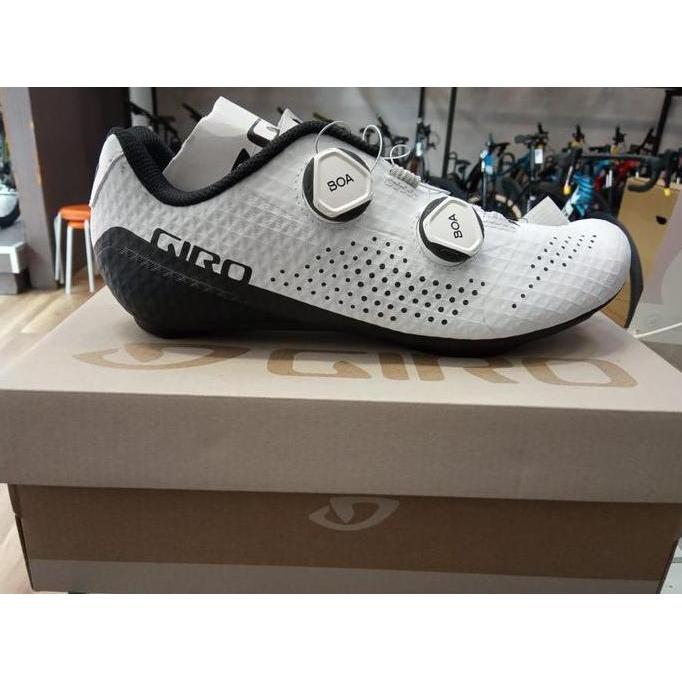 Sepatu Roadbike Cleat Giro Regime White