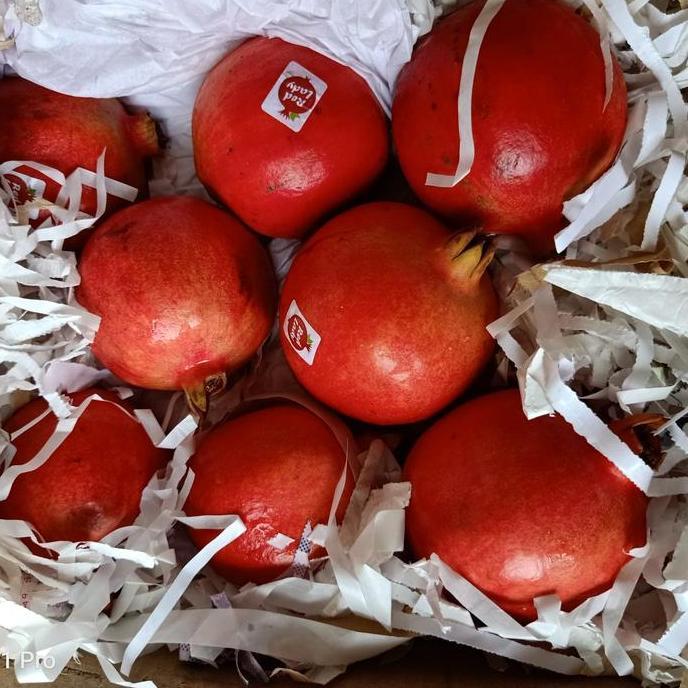 BUAH DELIMA MERAH IMPORT MANIS SEGAR