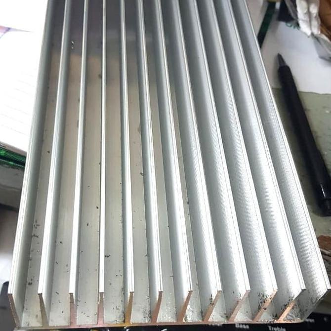 Heatsink pendingin ic transistor regulator 12 sirip 40x12 (cm) pcmpu55 Ayo Order