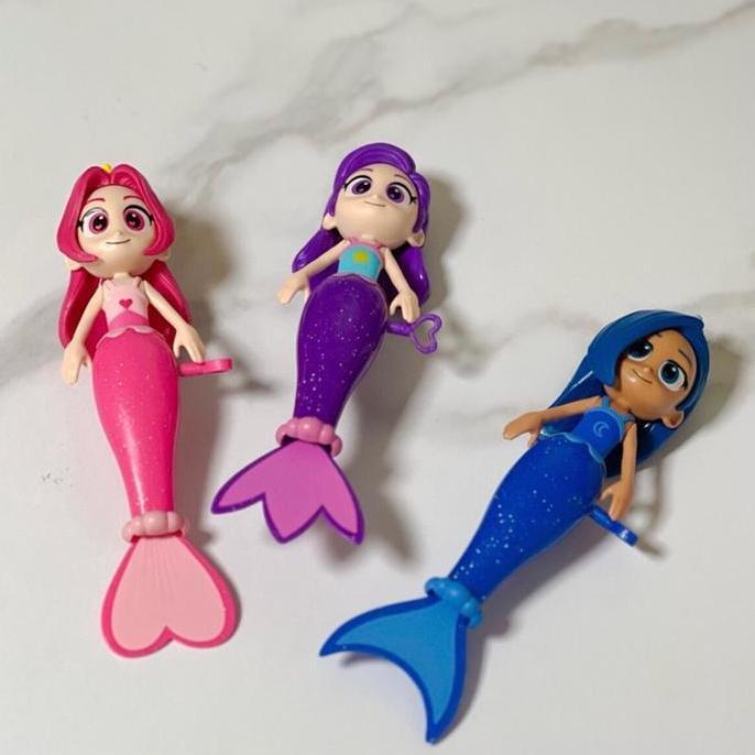 Rainbow Bubblegem Swimming Bath Toy / Mainan Putri Duyung