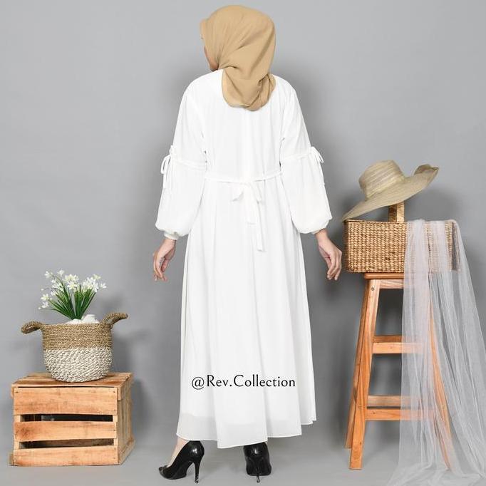 Gamis Umroh Wanita Bahan Ceruty Putih Tulang dengan Brukat Lengan Balon Aksen Pita Terlaris