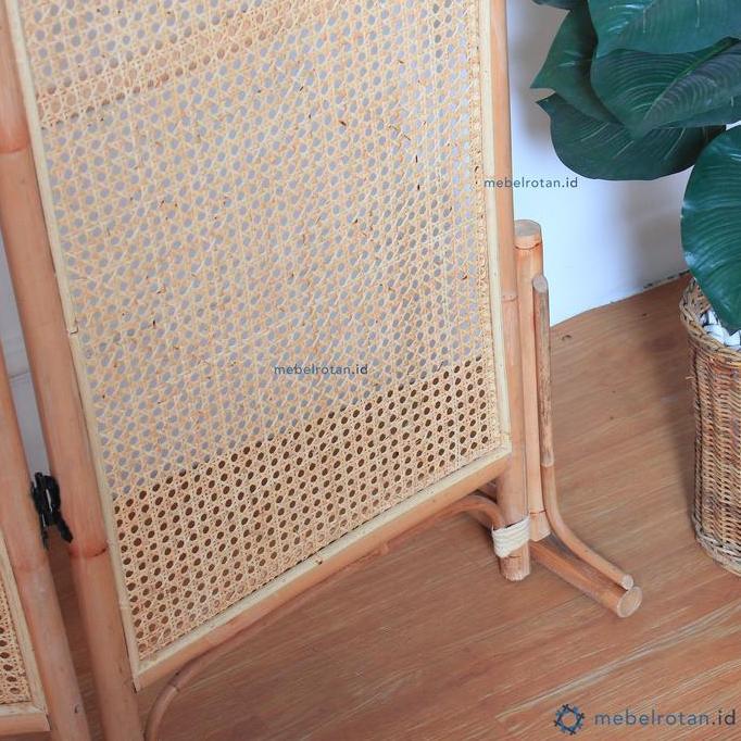 penyekat pembatas ruangan lipat / sketsel rotan - 3daun