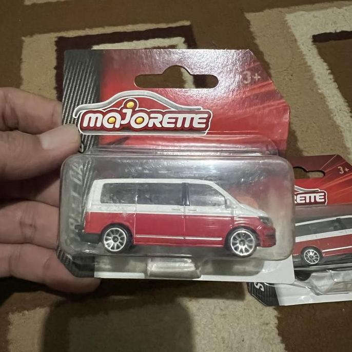 Majorette Volkswagen VW Caravelle Van