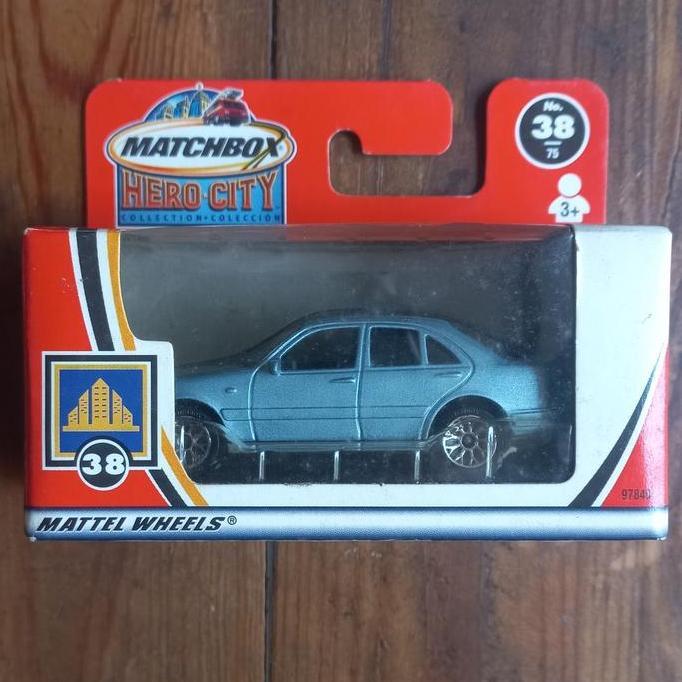 Matchbox mercedes benz e class hero city diecast
