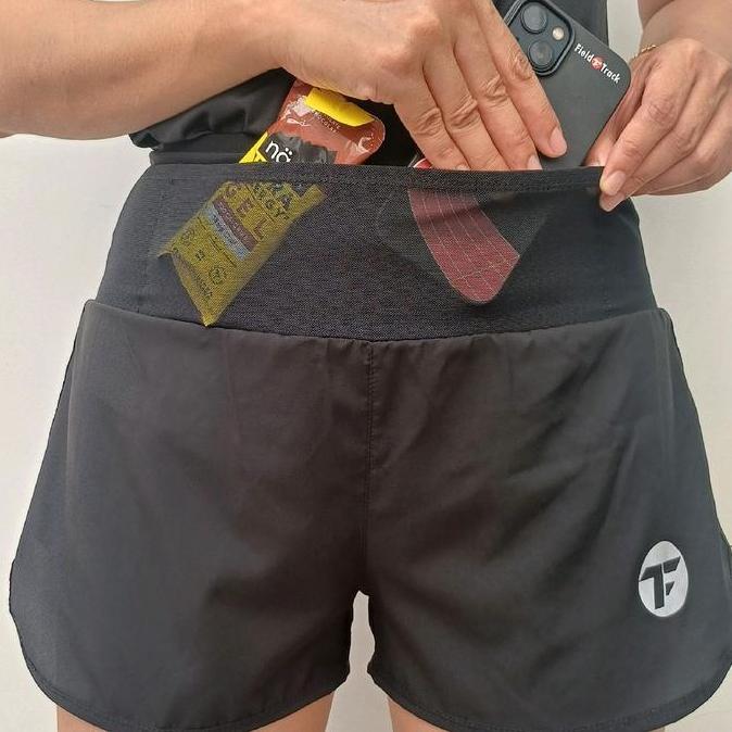 FieldTrack Women running short include belt Celana lari wanita dengan belt sekaligus Sport