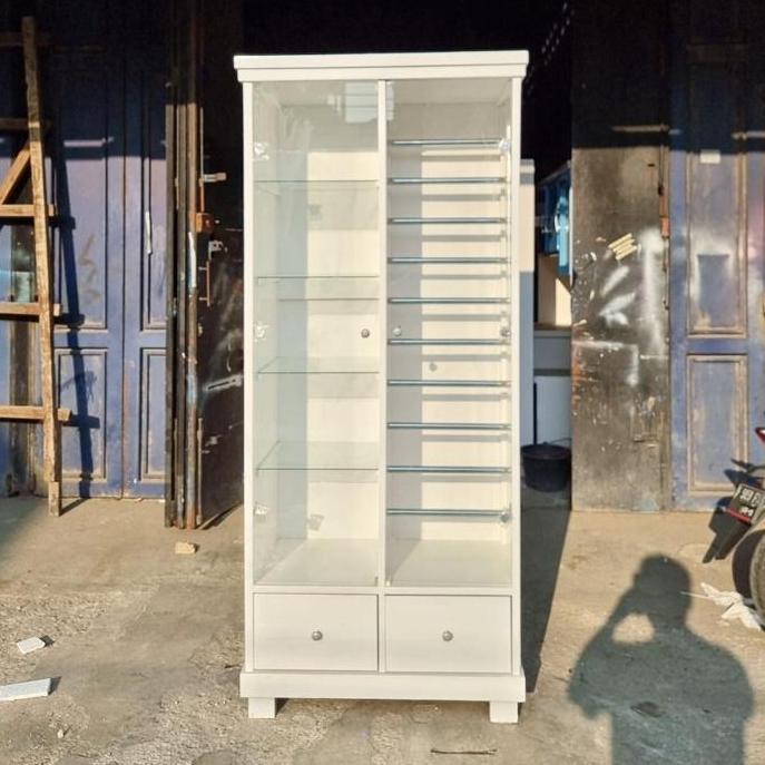 Lemari Pajangan Kaca / Lemari Hijab dan Tas / Kabinet 2 Pintu