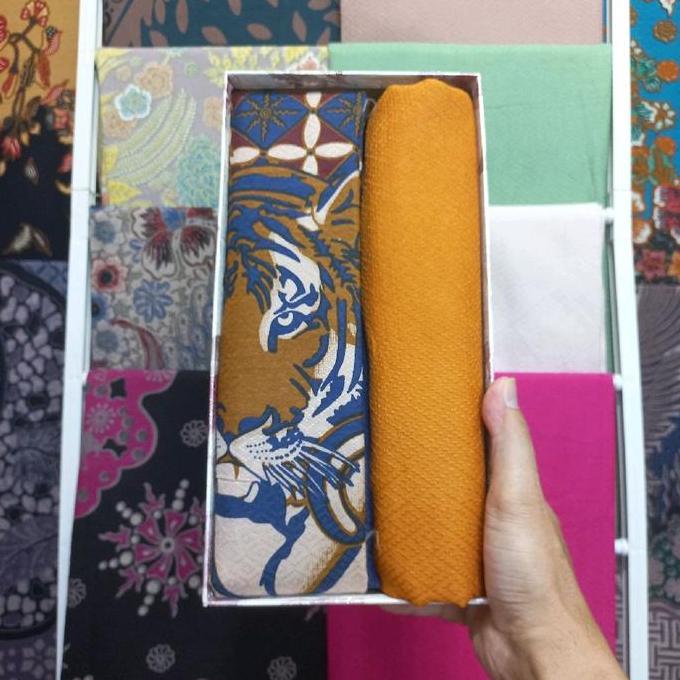 Kain Batik dobby/batik dobby premium/kain batik tulis/kain batik solo