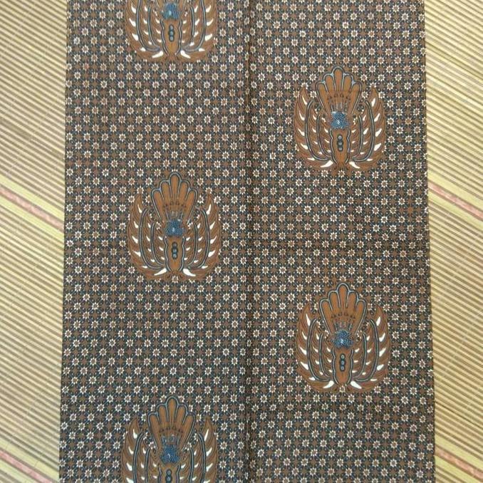 Kain Batik Solo Motif Klasik Tulis Kombinasi Gusbatik