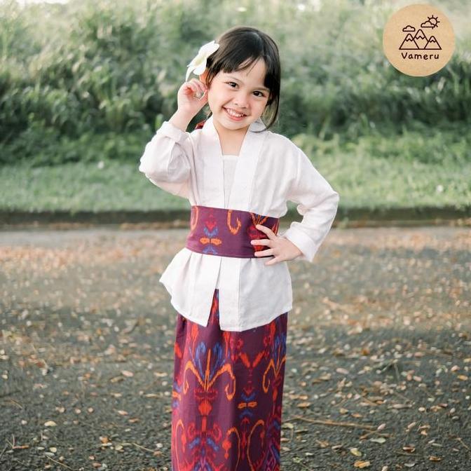 Kebaya Anak Encim Motif Endek Bali