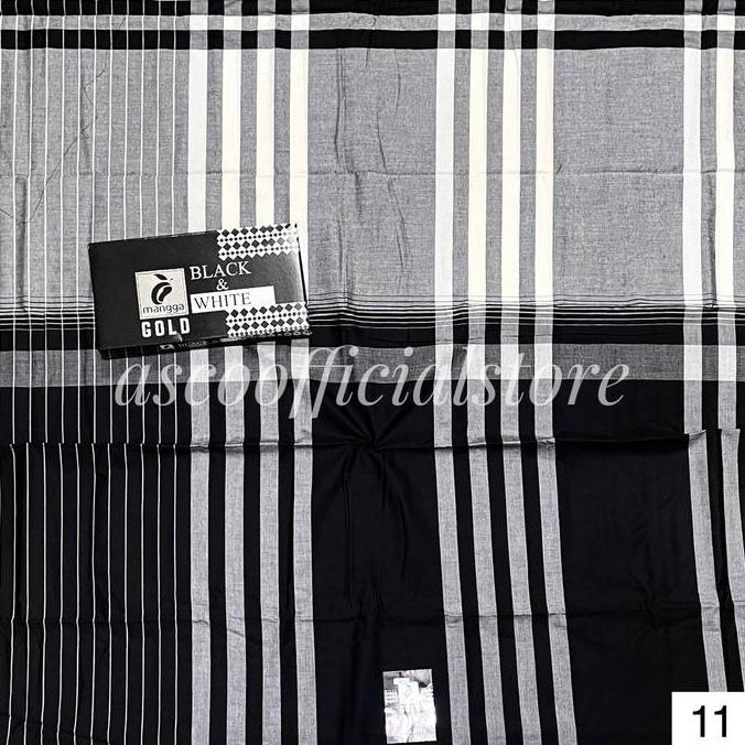 Miliki Sarung Mangga Gold Black & White Hitam Putih Pria Dewasa Motif Kotak Garis