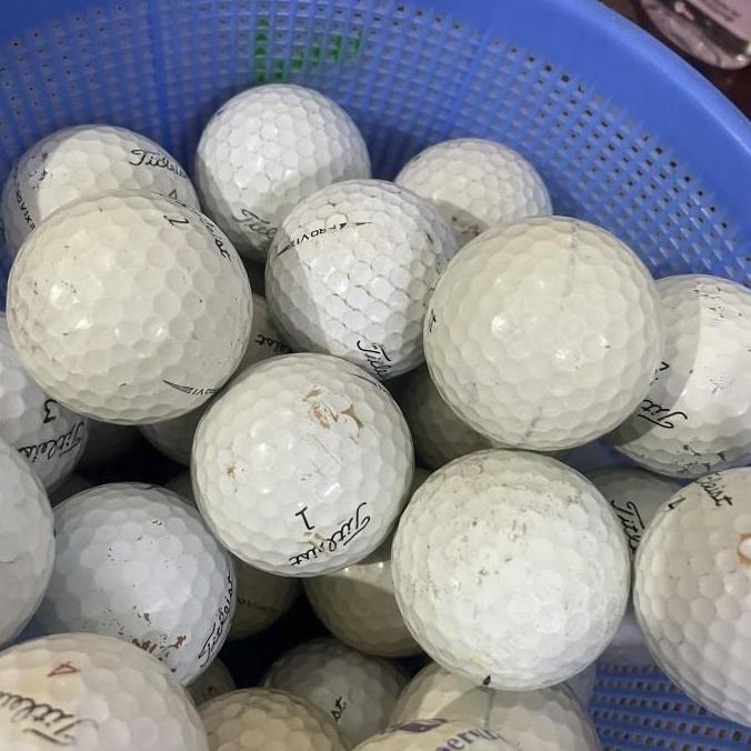 Prasaja209 - Bola Golf Bekas 8 pcs Merek Titleist - Latihan Golf