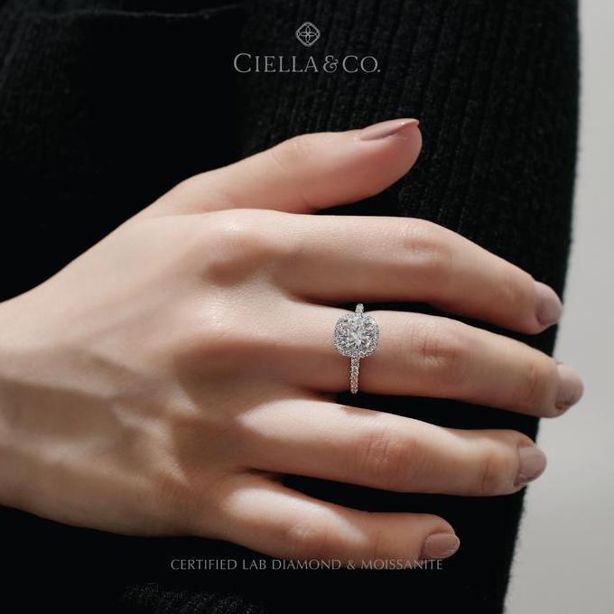 Cincin Tunangan Moissanite - Ciella&co. Cushion Halo Solitaire Ring