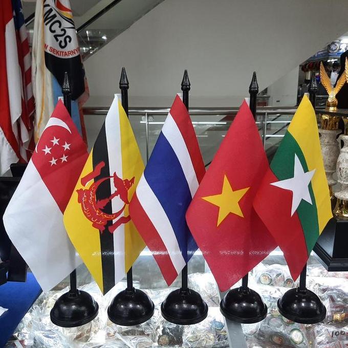 Diskon Bendera Meja Negara Lengkap + Tiang