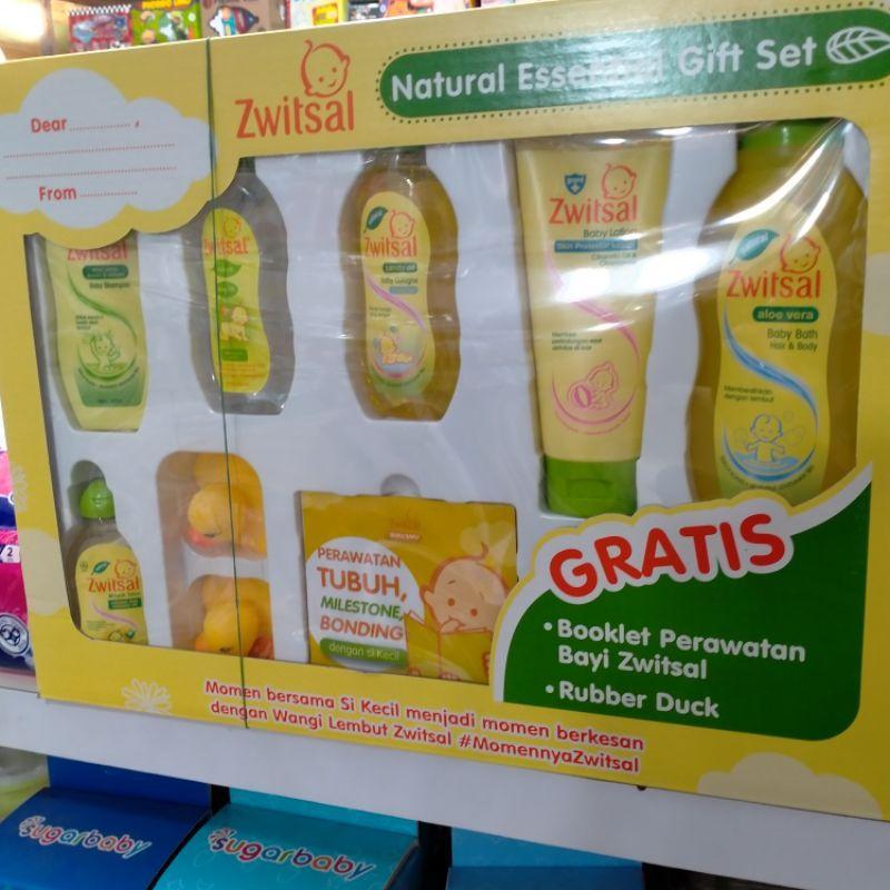 Zwitsal Natural Essential Gift Set Kado Perlengkapan Lahiran Perlengkapan Sabun Bedak Minyak Baby Ba