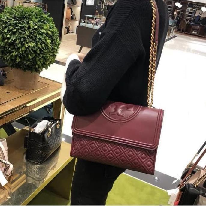 Tas Wanita Tory Burch Fleming Medium Convertibke Claret Merah