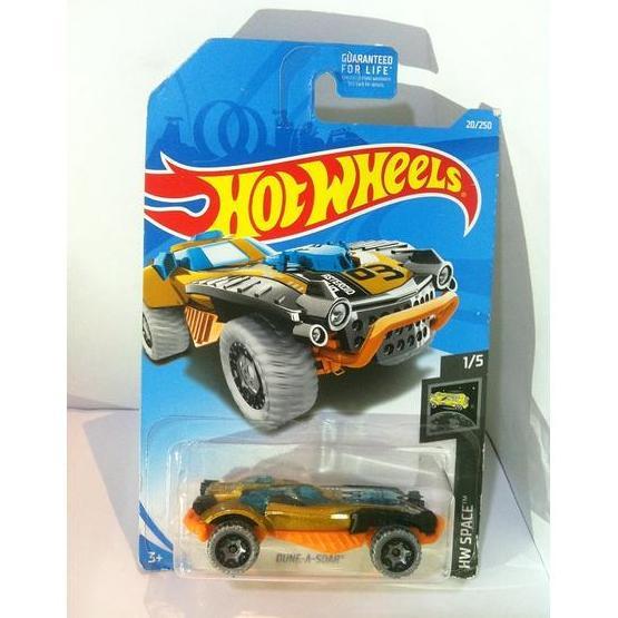 Hot Wheels. 2019 HW Space - Dune-A-Soar. Gold MATTEL 2019