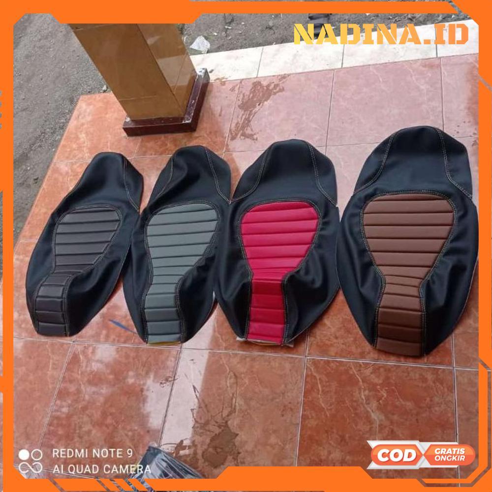 Cover/kulit jok scoopy-Sarung jok motor scoopy caferacer - RO30-0912 2025 Bisa COD Bagus