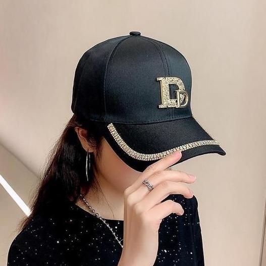 Bisainstan- Caramel - Topi Baseball Double D Manik Casual Cap Sport Distro Bahan Katun Kuning Putih 