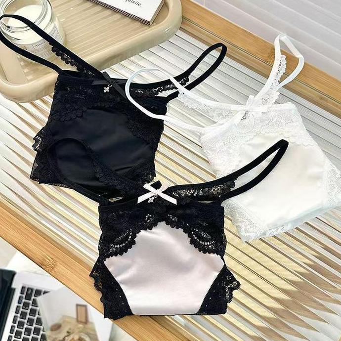 Upap- Celana Dalam Wanita Renda Seksi Cd Renda G String Wanita Transparan Tali Samping Lingerie - Ti