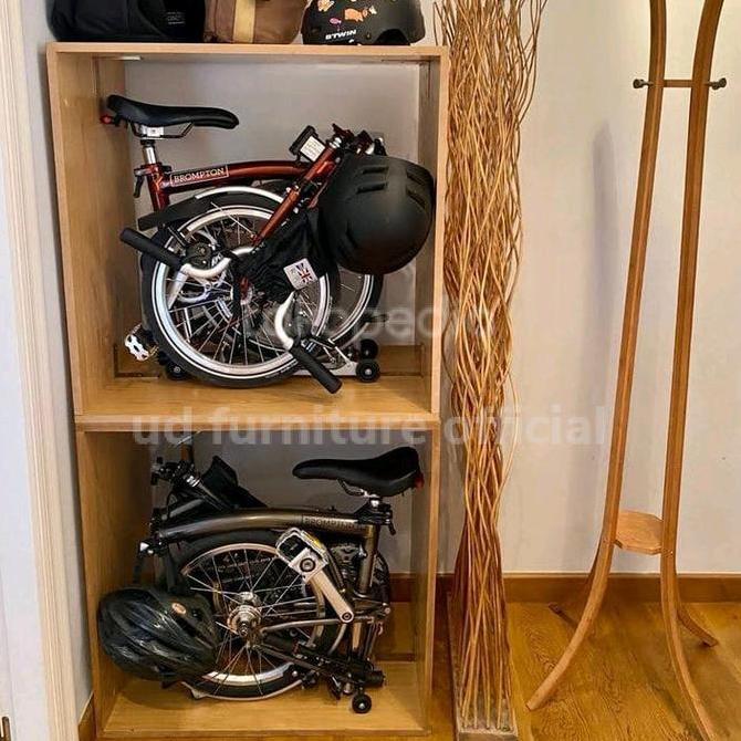 Terlaris Lemari Sepeda Brompton / Lemari Sepeda Lipat 2 Susun /Rak Sepeda Lipat