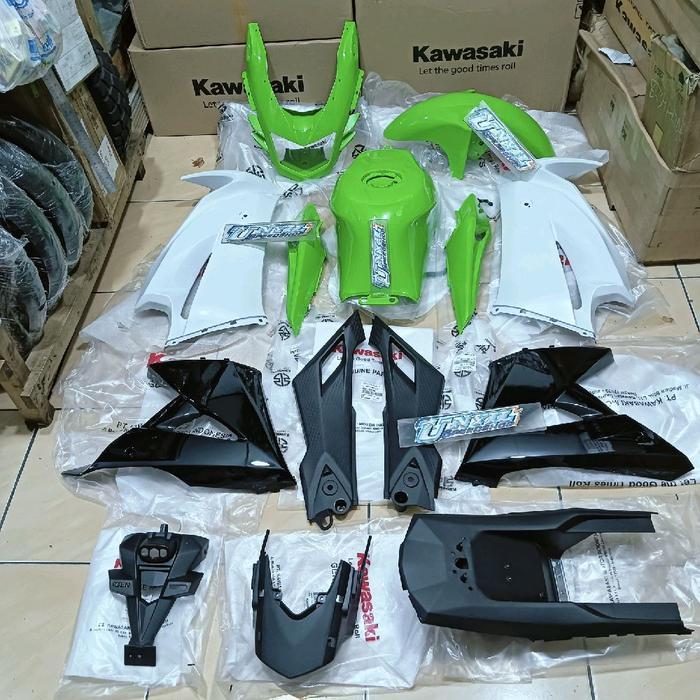 Body Bodi Cover Tameng Fairing Barong Full Set Ninja Rr New Aniversary Original Kawasaki Original Da
