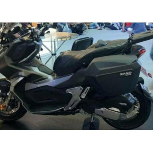 Side box Shad sh23 Honda adv 150 dan adv 750