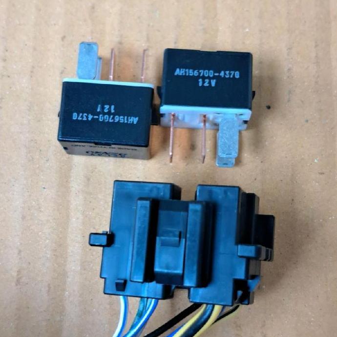 Ready Soket Relay Kaki 4 Asli Suzuki Dari Kabel Body Set Include 2Pc Relay