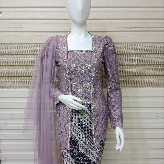 Atasan kebaya Zaina model kutu baru slayer pundak lepas pasang