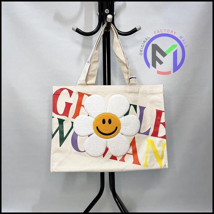 ORIGINAL Gentle Woman Wiggle Wiggle Smile We Love Box Tote Bag best seller