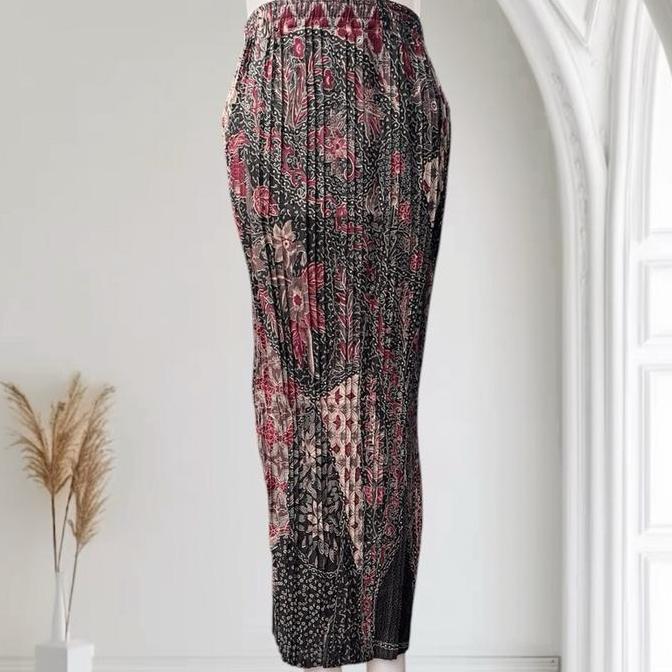 Newgir- Rok Plisket Batik Motif Sr / Rok Pesta Kondangan / Bawahan Kebaya Modern / Rok Wisuda Jumbo 