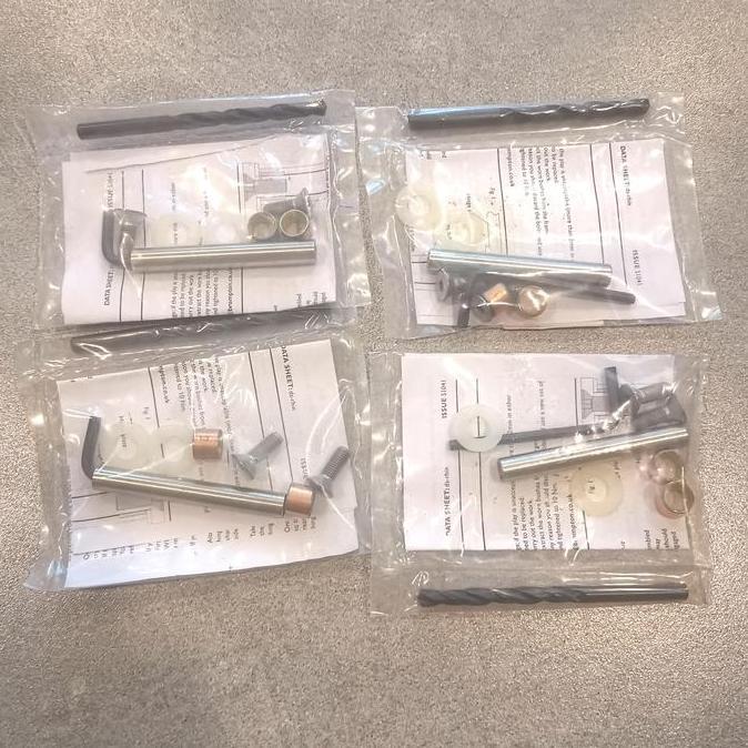 Baut SPINDLE original Triangel BromptonN bromie new