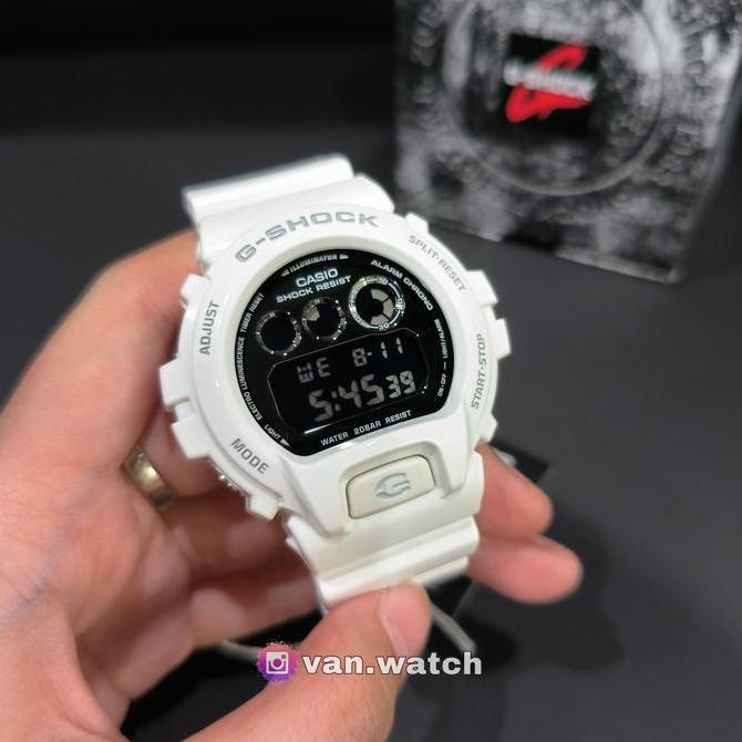 CASIO GSHOCK DW 6900NB-7 / DW6900NB-7DR ORIGINAL