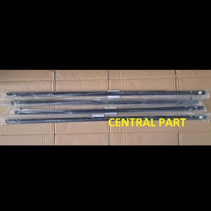 Pelipit Karet Kaca List Kaca Luar Accord Cm5 2004 2005 2006 2007
