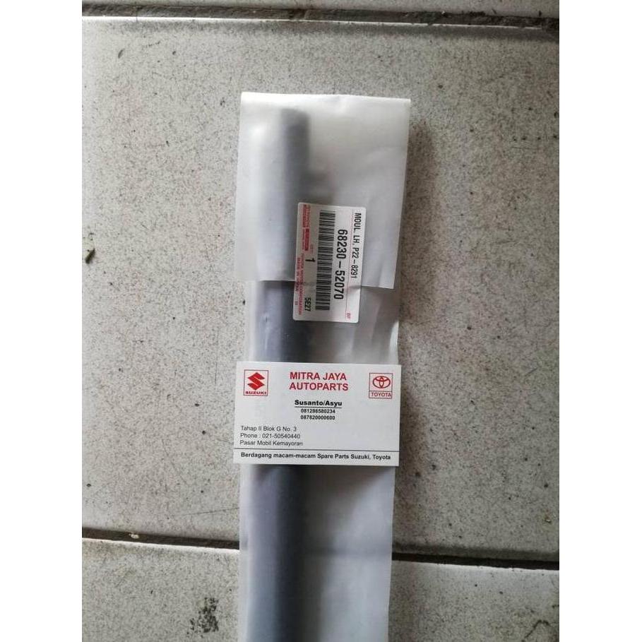 Pelipit/List Kaca Belakang Kiri Toyota Ist