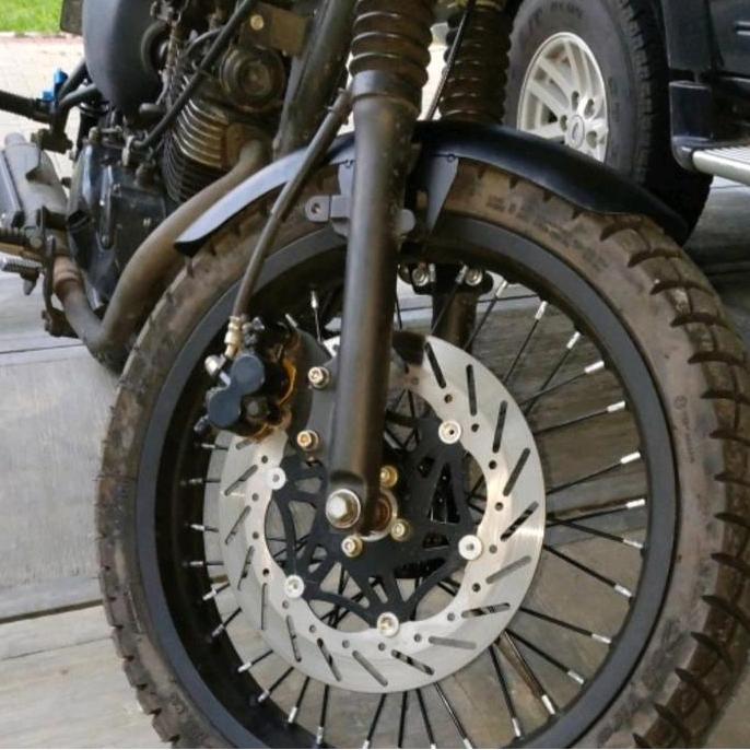 Spakbor kawasaki w175 custom depan