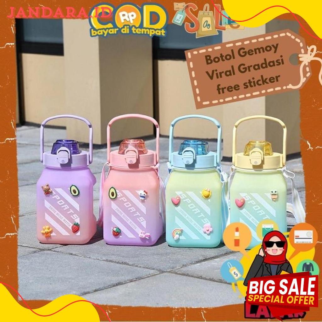 [Joeragan Lapak] Botol Minum Kotak Gradasi Viral Bonus Hiasan Stiker 2D 3D Tumblr Bottle Rsokr