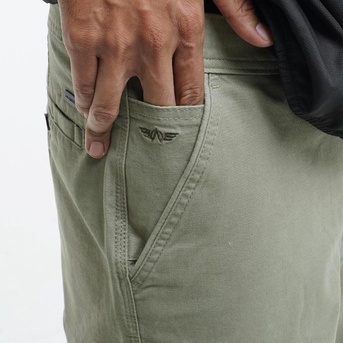 M.Gee Celana Pendek Basic Celana Pendek Pria Rico C004 Olive