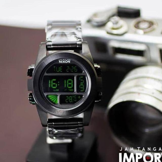 Distributor  Nixon Jam Tangan Dital Tali Stainless Pria Cowok