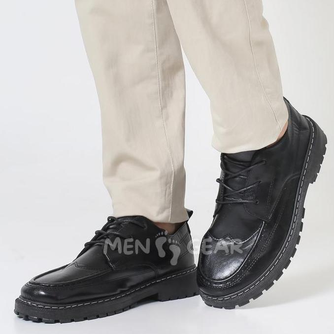 DISKON MENFOOTGEAR DARWIN SEPATU WISUDA PRIA SEPATU CASUAL SEPATU SNEAKERS KULIT PU LEATHER HITAM