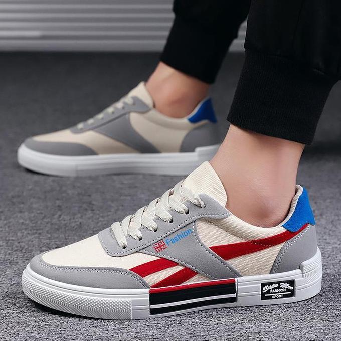 DISKON SEPATU SNEAKERS PRIA TERBARU SEPATU WARM ZONE CAD CDR  SEPATU IMPORT ORIGINAL & TRENDY CANVAS