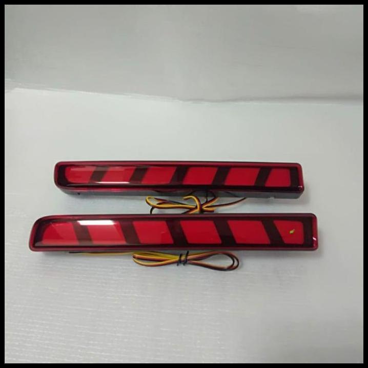 TERLARIS LAMPU REFLEKTOR BUMPER BELAKANG MOBIL TOYOTA AGYA / RUSH LAMA / DAIHATSU AYLA / TERIOS / LU