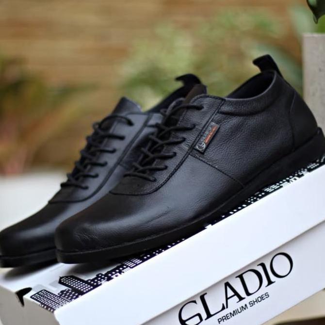 Sepatu Gladio Bareto Brown Orinal Pantofel Pria Casual Formal Kerja Shoes