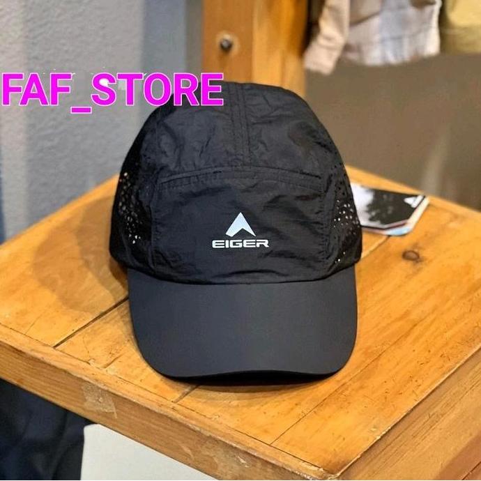 ASCENDING 1.0 Cap _ Hitam & Putih